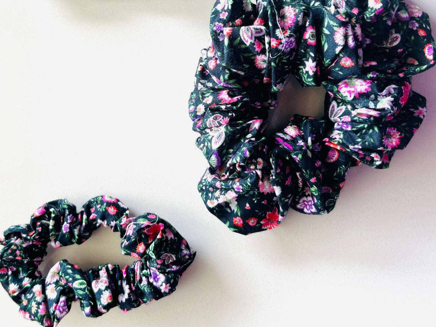 Violet Vintage Flowers Scrunchie