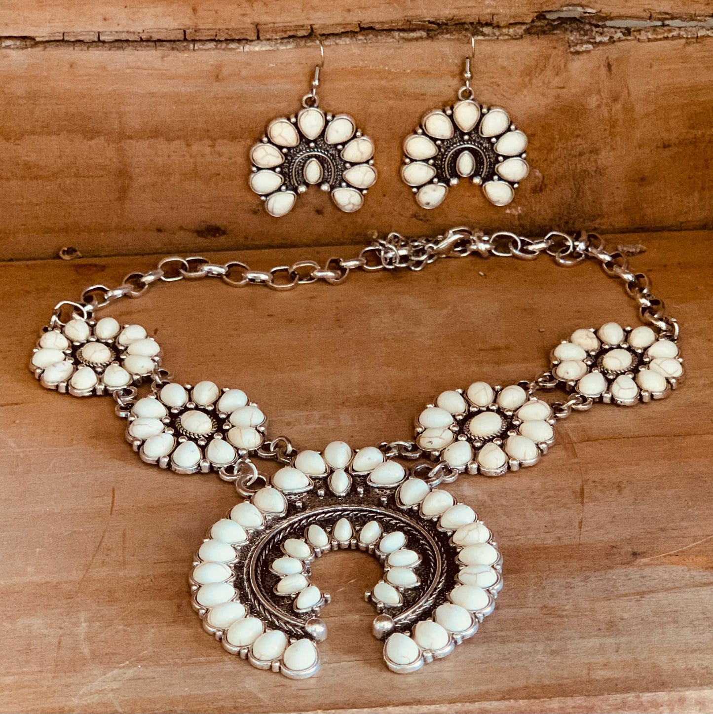 Nayeli Stone Set
