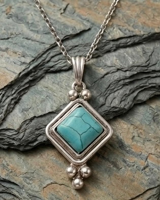 Mesa Necklace
