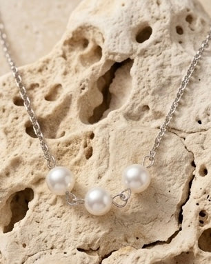 Lane Necklace