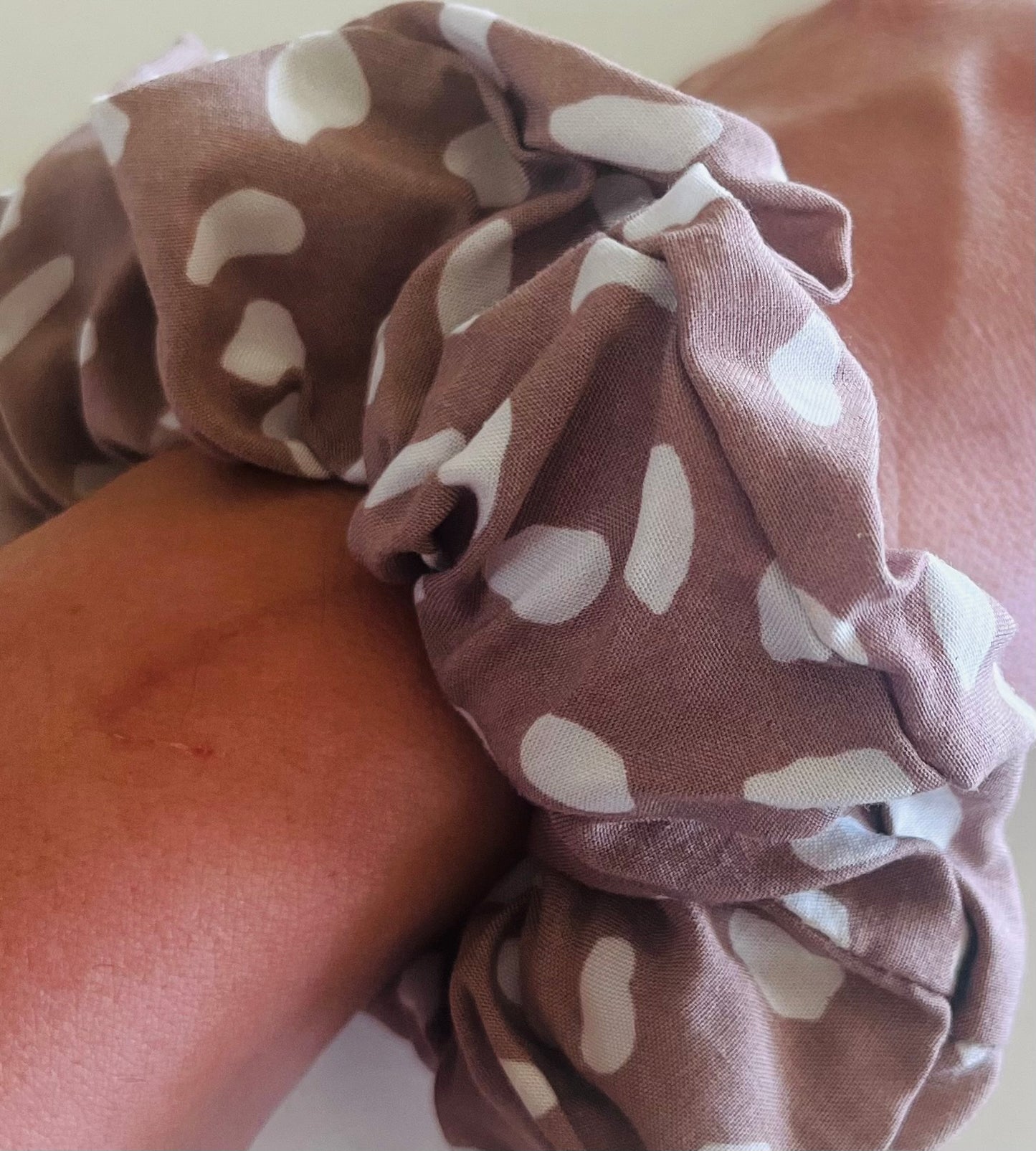 Mauve Polka Dot Scrunchie