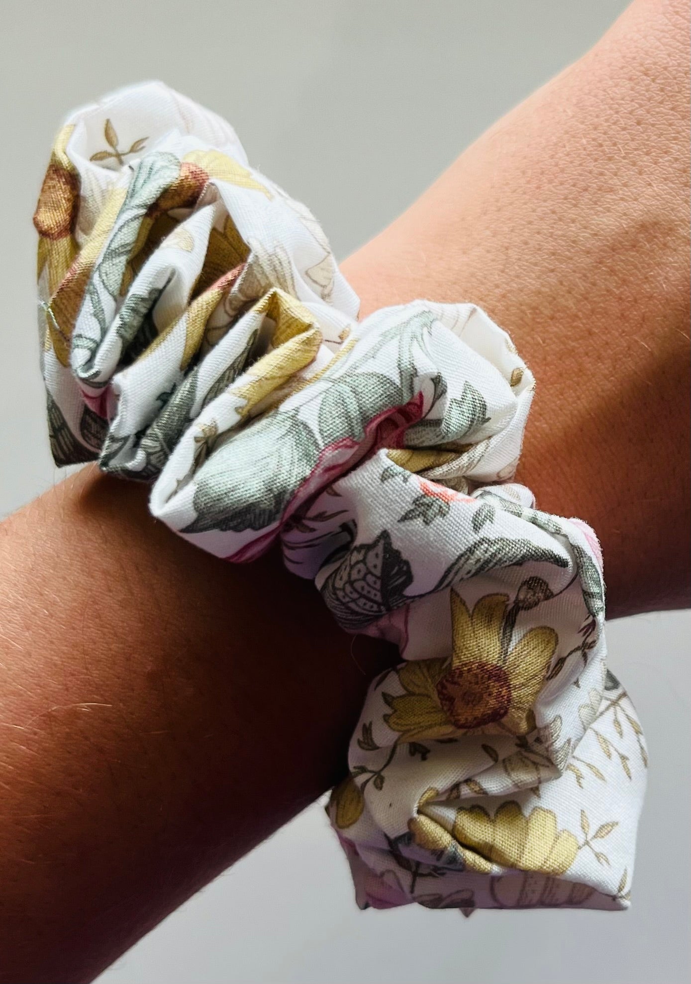 Cottage Garden Scrunchie