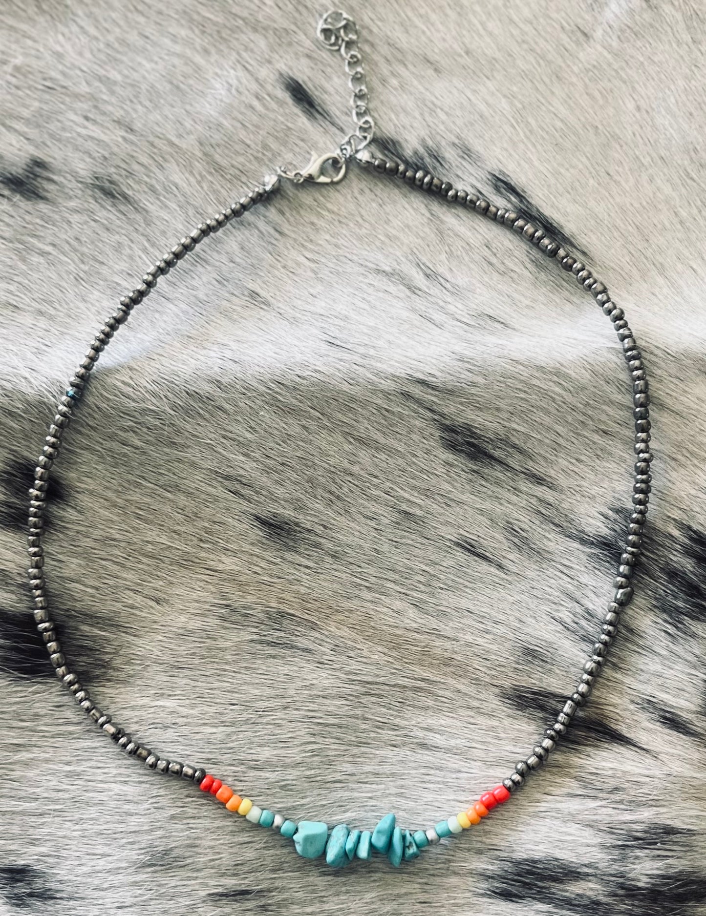 Loretta Choker