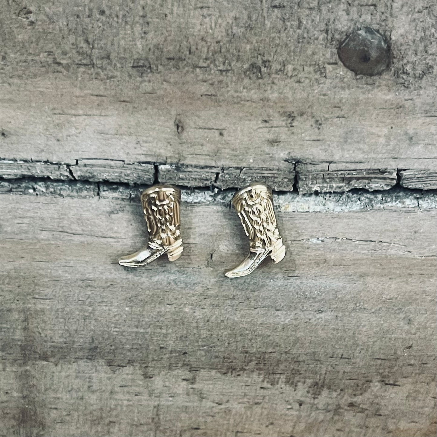 Wynonna Earrings