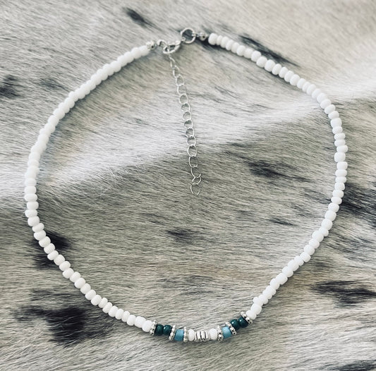 Carrie Choker
