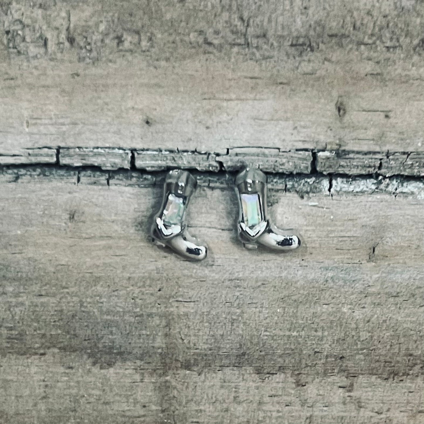 Wynonna Earrings