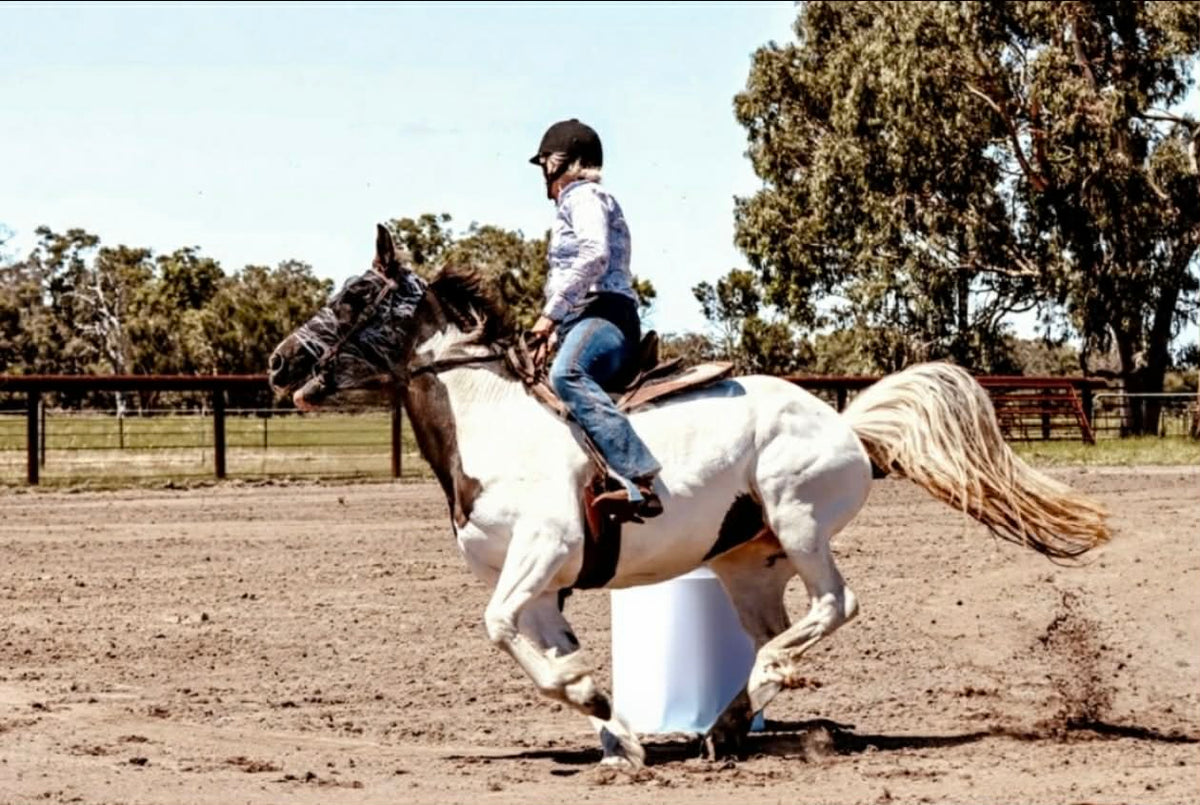 Melissa Farquhar  action shot
